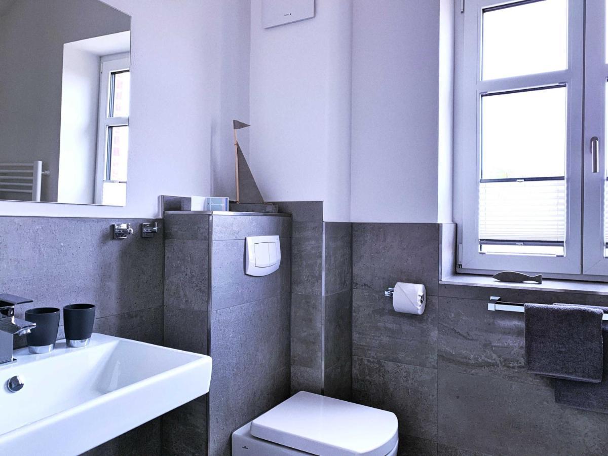 Ferienwohnung Fw Steuerbord Peildeck Wustrow  Exterior foto